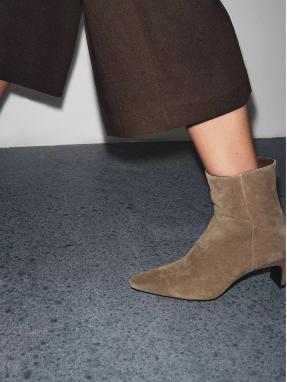 ZARA Suede Split- Leather Taupe Ankle Boots - 9 (40) NWT - Picture 4 of 14